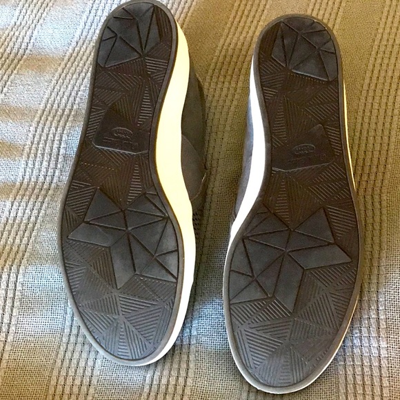 Slip On Casual Shoe in Nubuck Leather - Picture 5 of 8